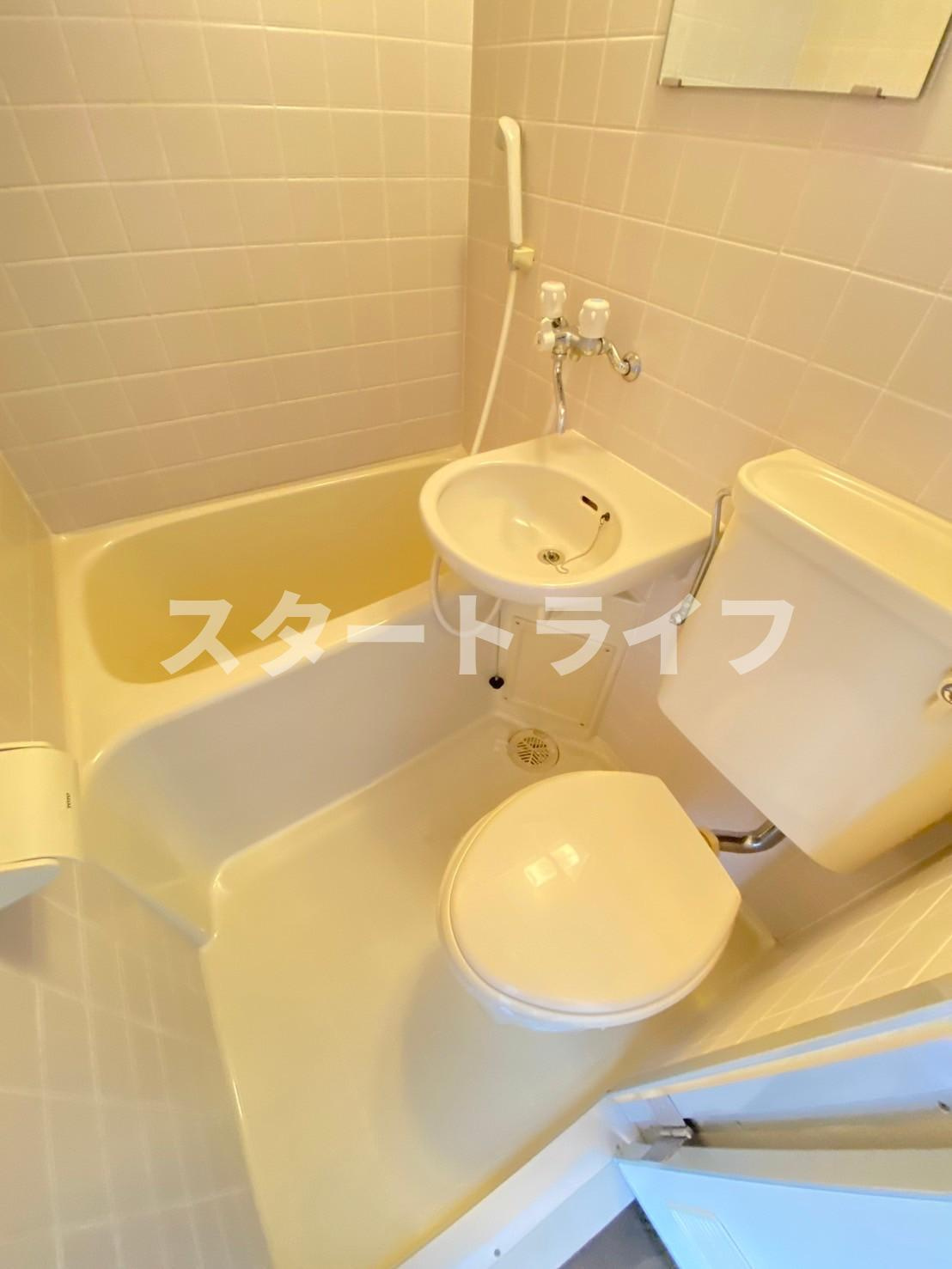 大阪市東淀川区東中島５丁目の賃貸マンションの浴室