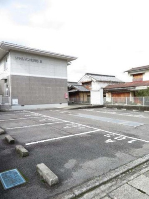 【駐車場】 | シャルマン北川毛Ｂ