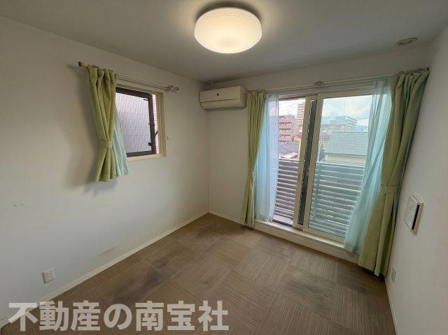 【子供部屋】 | 3F　子供部屋（4.5帖）（CG加工により家具を消去しております））