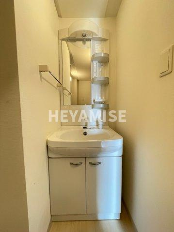 Apartment Grus Okamachiの洗面所|※同物件同室タイプの写真でございます※現況を優先します※