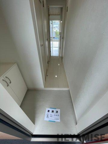 アヴニールBの玄関