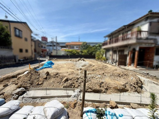 【外観】 | 石津町１丁　新築一戸建 | トイレ１階と２階の２ヶ所あります！忙しい朝や家族の多いご家庭も安心ですね♪