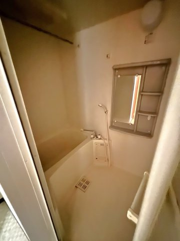 【浴室】 | アネックスK | ※同物件別住戸の写真を参考に掲載しております。