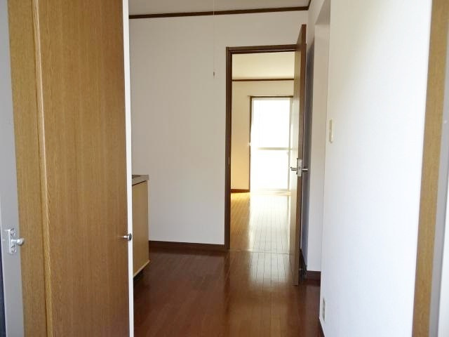 ヴィラ瀬戸Ⅱの玄関