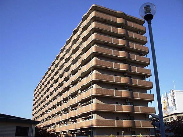ロイヤルコート豊中弐番館の外観