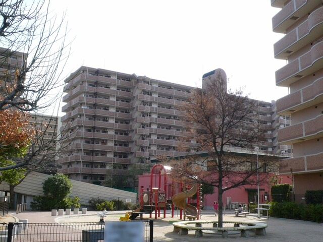 ロイヤルコート豊中弐番館の外観