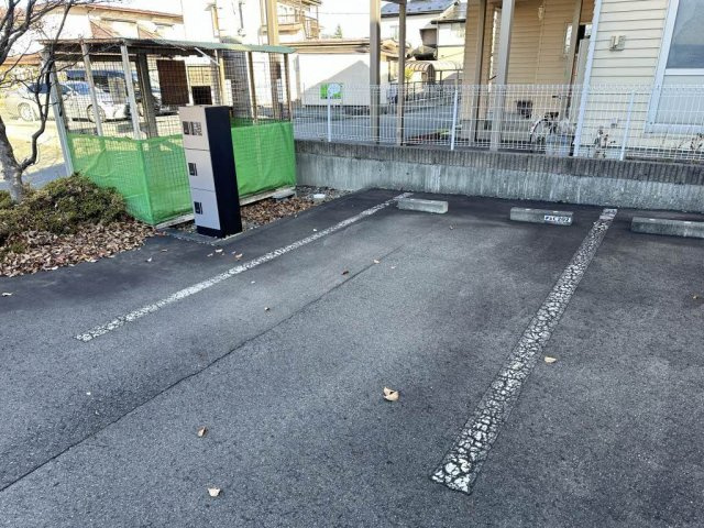 Ｋブランシェ Ｃの駐車場