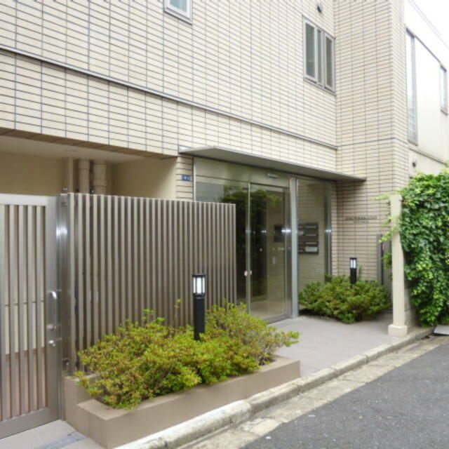 表参道レジデンスのエントランス