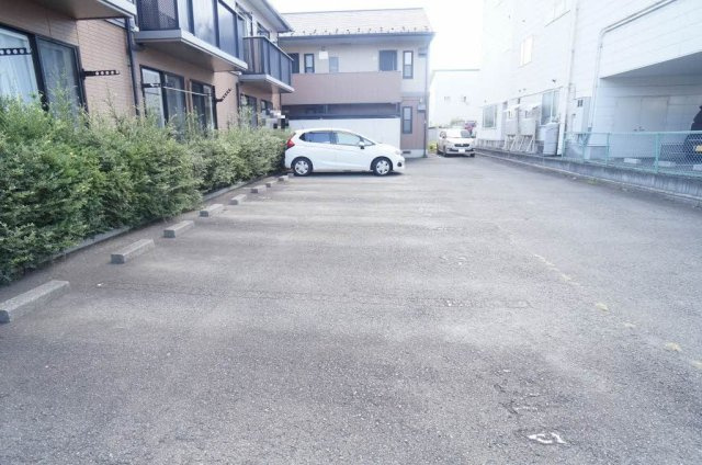 アメニティタウンＡの駐車場