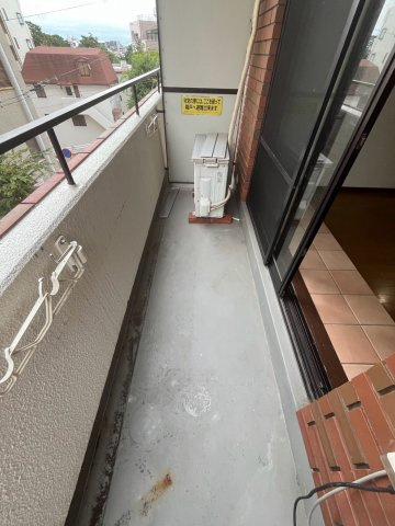 夙川羽衣町パークハイムのバルコニー