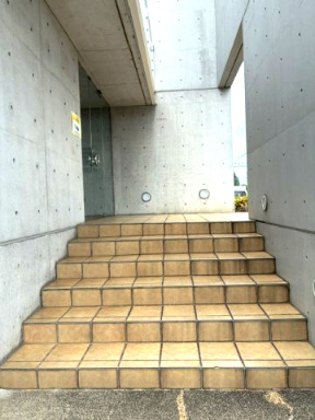G - CUBEのエントランス