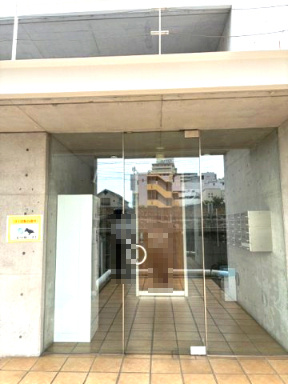G - CUBEのエントランス