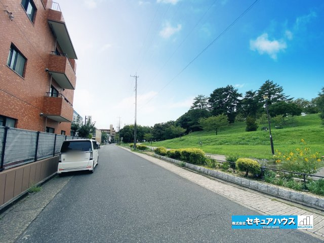 【中古マンション】ライオンズマンション笠寺公園のその他|【前面道路】
事前予約にて現地ご見学いただけます！お気軽にお問い合わせください♪
■株式会社　セキュアハウス■
住宅ローンに強く、知識、経験豊富なスタッフ在籍
　　　　　　　　　　　　　　　　　　　　