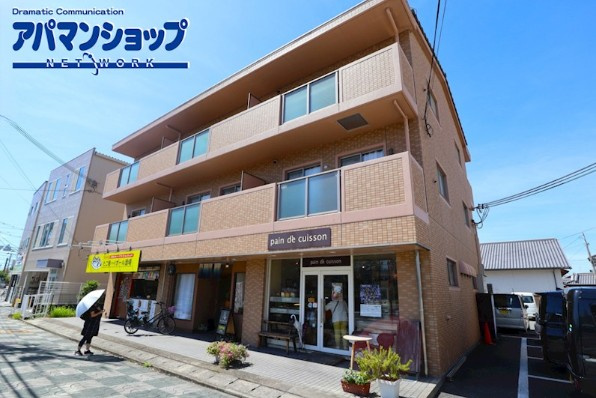 キャンファーフィールド