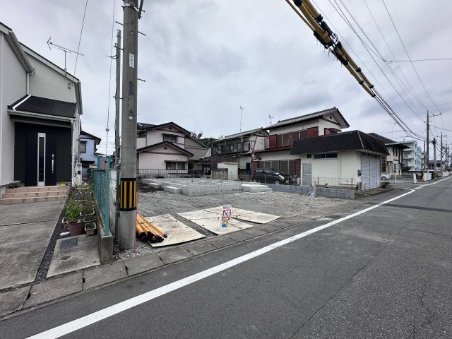 新築　前橋市山王町１丁目　Heartful　Town　A号棟の外観|現地写真　2026年11月完成予定！類似物件のご内覧等、お気軽にお問合せください♪　							
　							
