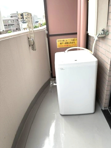 アルンハイム岡本のバルコニー