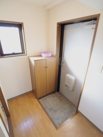 アストラルヤマナカの玄関