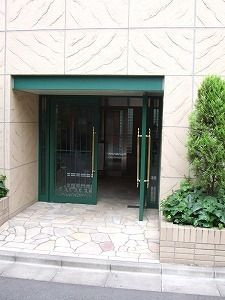 フォルトゥナ日本橋のエントランス