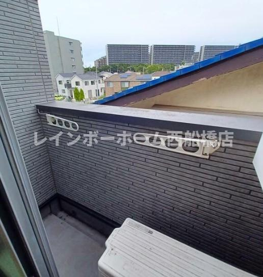 ｒｅｏ’ｓ稲毛０２のバルコニー