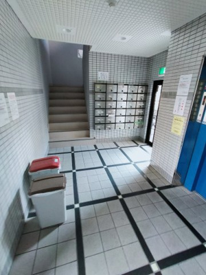 【エントランス】 | ファミール吉村