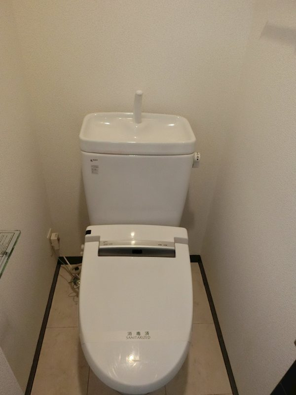 新品家具付きマンション和田9(KaGood東京)のトイレ