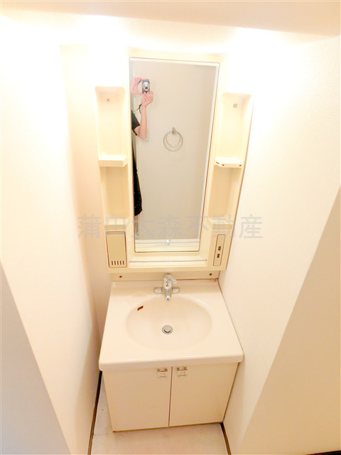 エンゼルハイム梅屋敷第2の洗面所