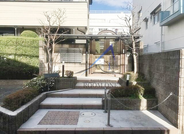 クラールパラシオン目黒東山のエントランス|エントランスです。