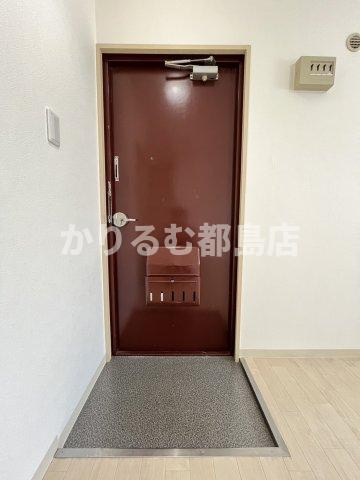 ハイツプライムの玄関