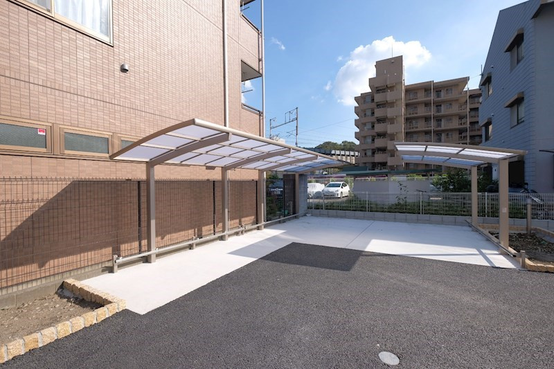 屋根付きの駐輪場