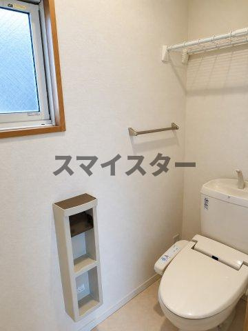 クリスタルコートの洗面所