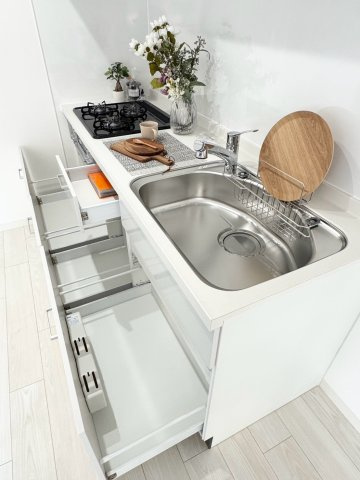 ラインズマンション伏見第二のキッチン|キッチンは収納力も◎