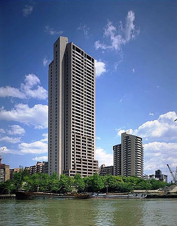 桜宮リバーシティ・ウォータータワープラザの外観