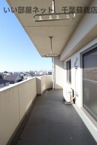 エクセレント・Ｔのバルコニー|洗濯物もよく乾きそうな、陽当たり良好なバルコニーです！