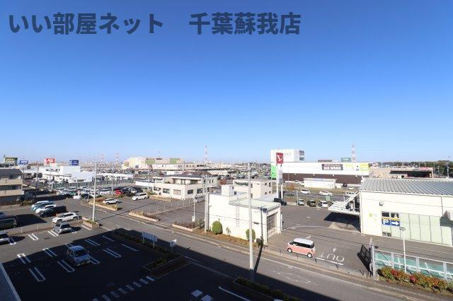 エクセレント・Ｔの周辺