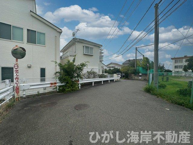 茅ヶ崎市本村３丁目　売地の前面道路含む現地写真|現地外観