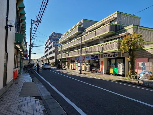 ウエルシア練馬早宮店まで271m
