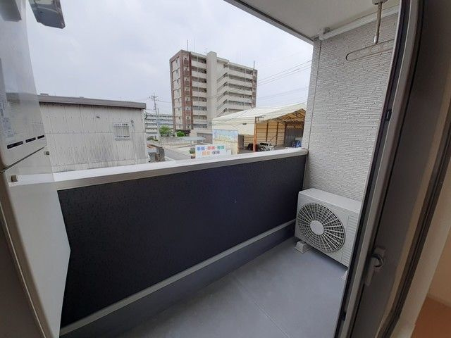 ヴィラ　モデルノのバルコニー