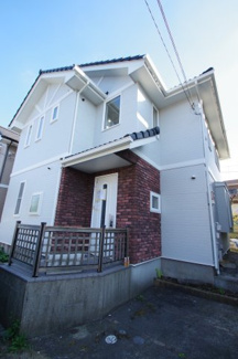 【外観】 | 【仲介手数料無料！！】多摩市連光寺4丁目　リノベーション　中古戸建て　3997万円 | 令和8年10月09日撮影　リフォーム中