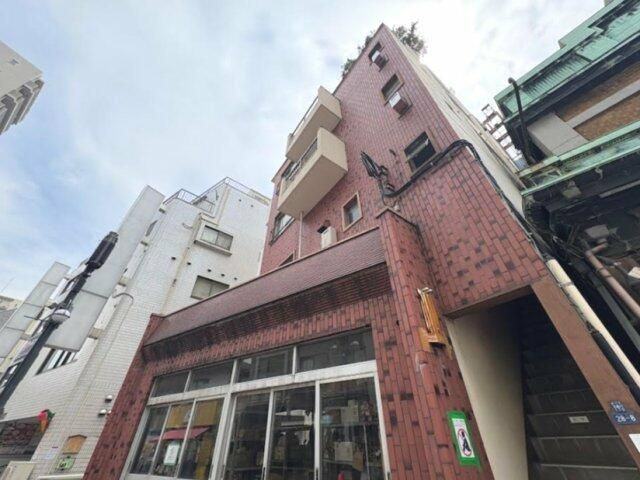 星野ビルの外観