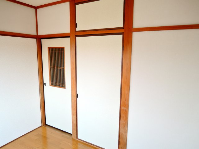 高槻市津之江町１丁目の賃貸マンションの収納