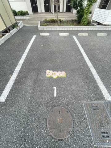 ルーチェの駐車場