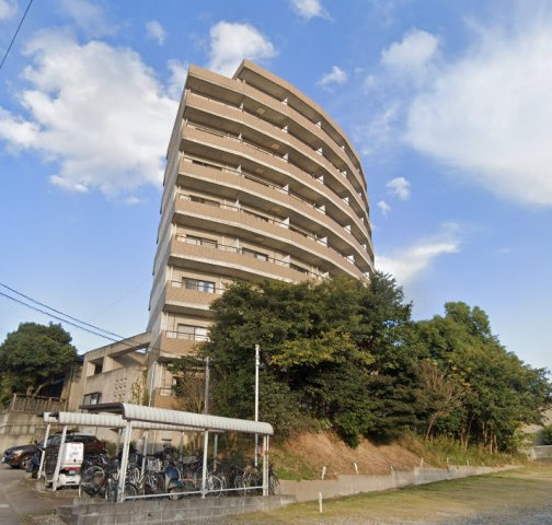 セラヴィ坂崎