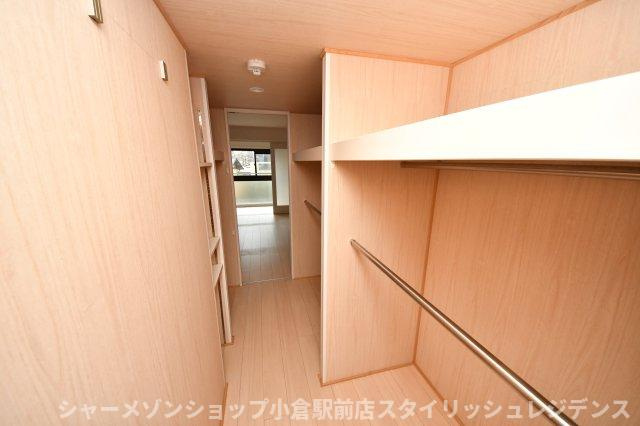 赤坂リプルの収納