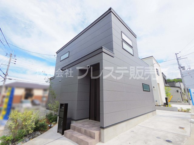 奈良市南登美ヶ丘の新築一戸建