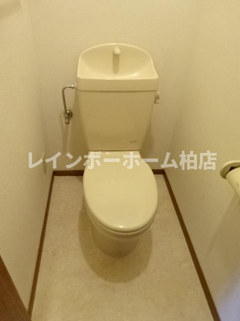 特典：仲介手数料が50％OFFです‼のトイレ|落ち着いた色調のトイレです