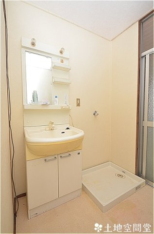 扇ヶ浦4丁目　貸家の独立洗面台