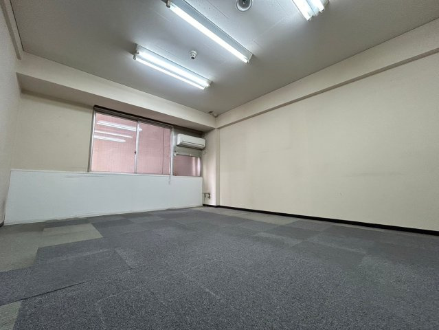 第６松屋ビルの内装