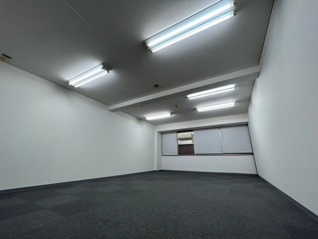 第６松屋ビルの内装