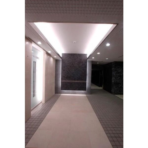 堺筋本町プラザビルのロビー