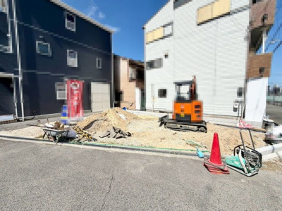 【外観】 | 富秋町２丁目　新築一戸建 | ＬＤＫ約１８．２帖♪ゆとりあるリビングに家族の時間も増えますね！２面採光の明るく快適な住まいです！